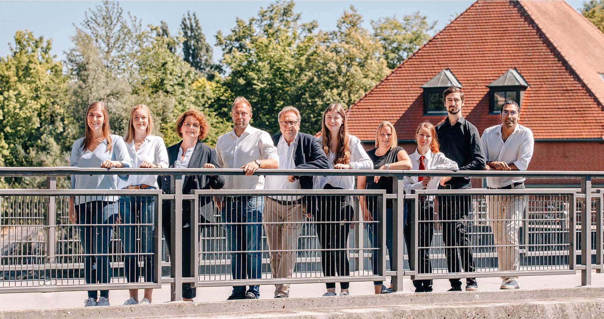 HoeWi Team